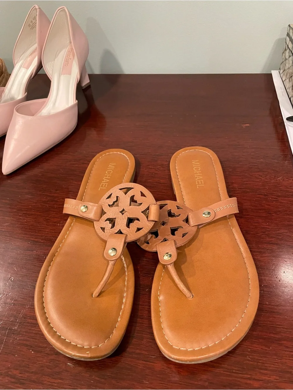 MICHAEL tan leather sandal